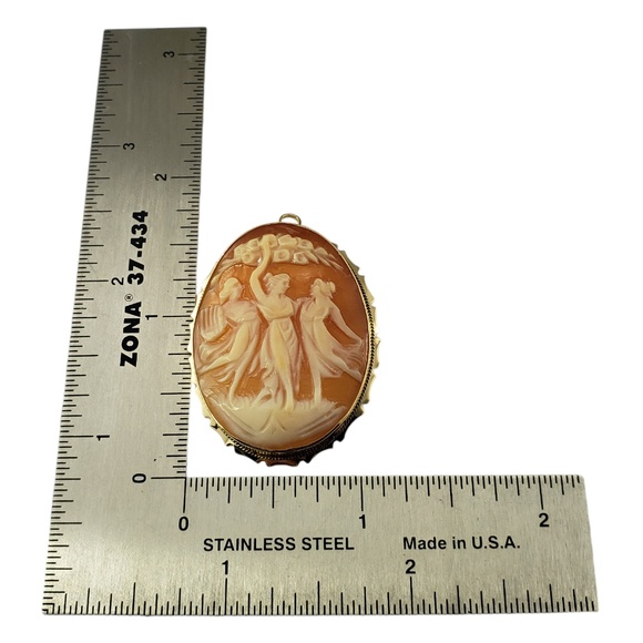 18 Karat Yellow Gold 3 Women Cameo Brooch/Pendant #18797 - Picture 6 of 6